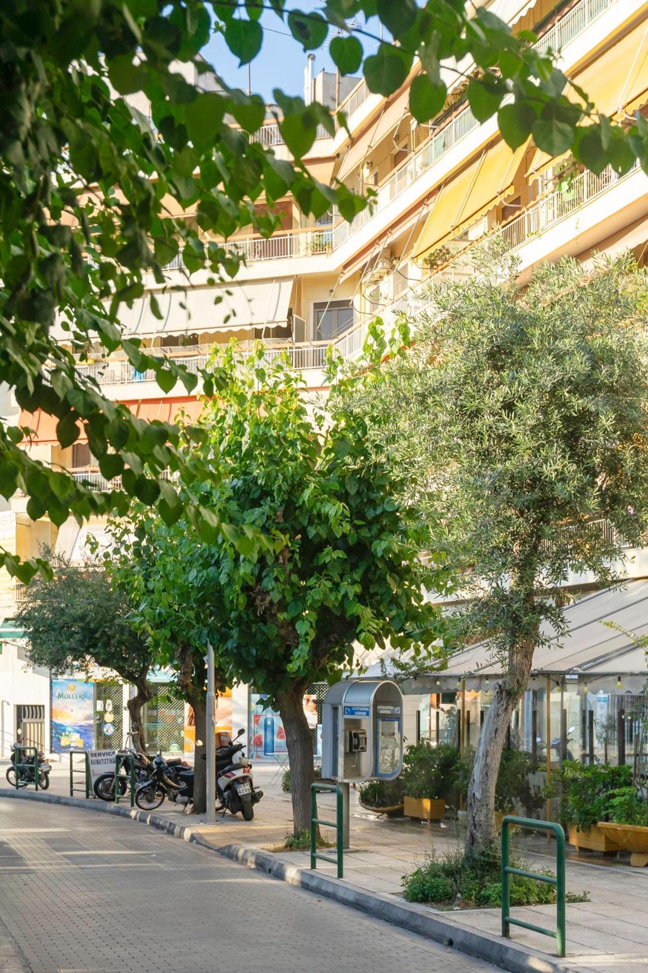 Central 2Br Apartment In The Heart Of Athènes Extérieur photo