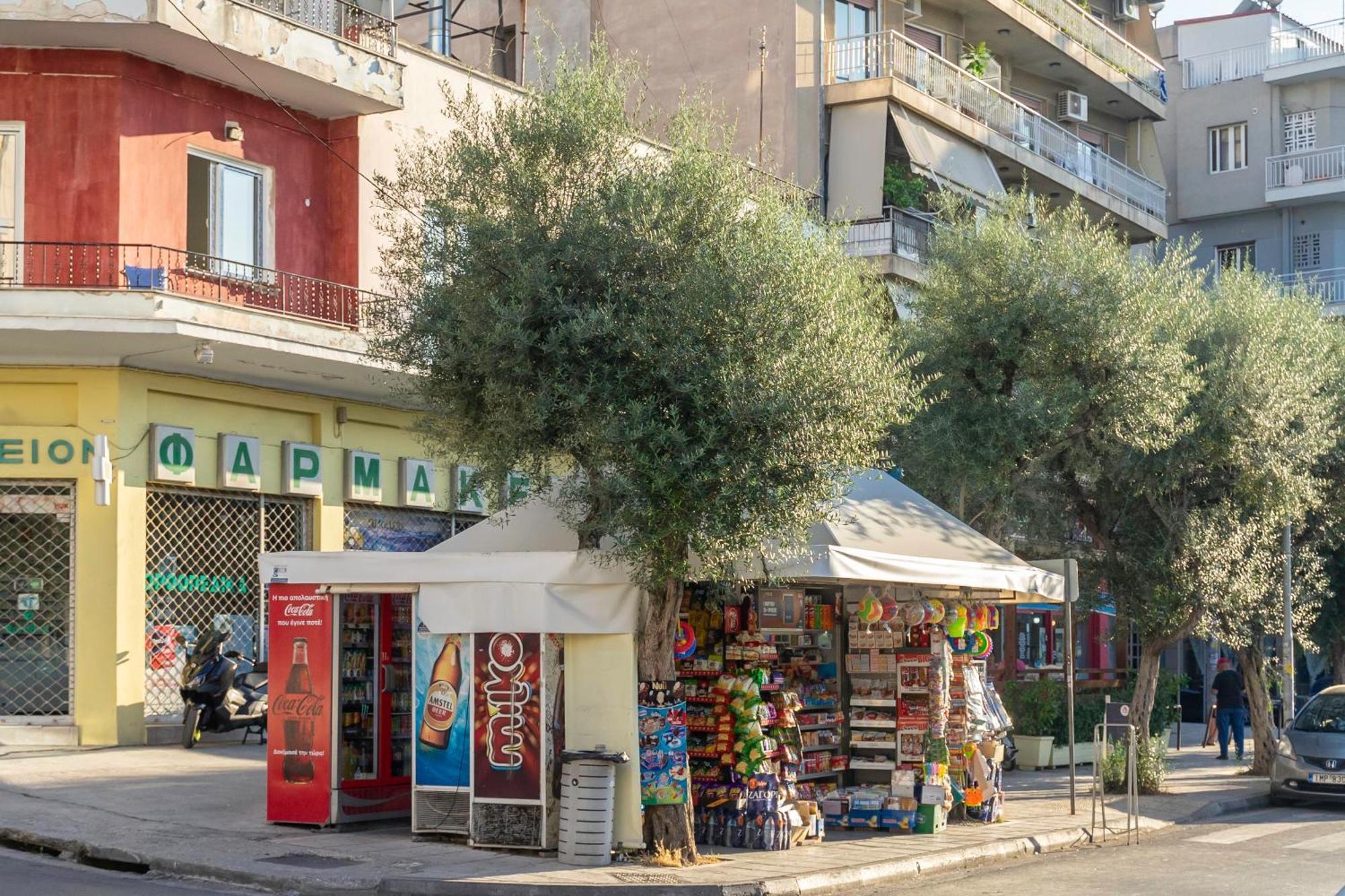 Central 2Br Apartment In The Heart Of Athènes Extérieur photo